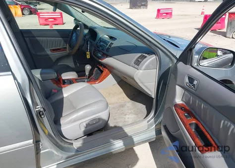 2006 Toyota Camry Xle V6 из США, поврежденный, VIN 4T1BF30K66U627129